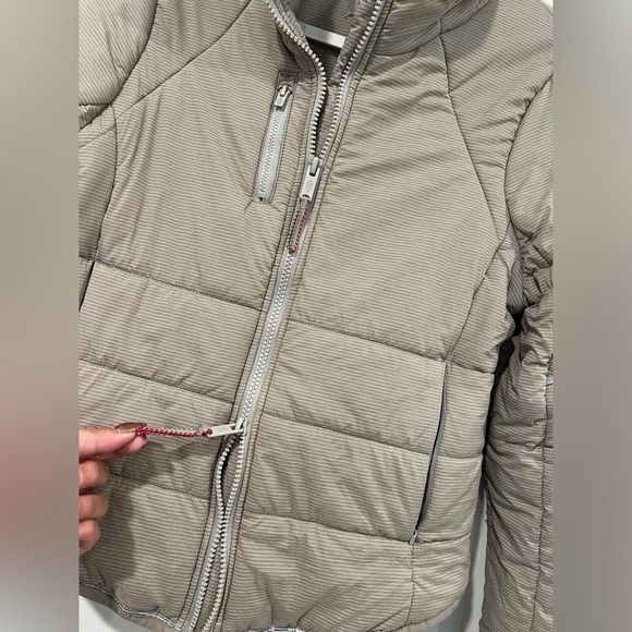 FP Movement Gathering Storm Run Puffer - Fits like Size S - Picture 9 of 10